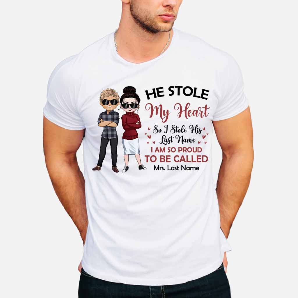 Er hat mein Herz gestohlen, ich seinen Nachnamen – Personalisiertes Partner-T-Shirt und Hoodie