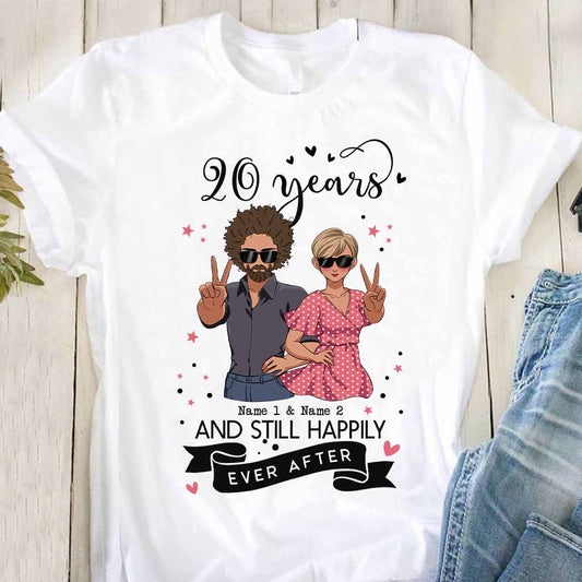 Und sie lebten immer noch glücklich bis an ihr Lebensende – Personalisiertes T-Shirt und Hoodie für Paare
