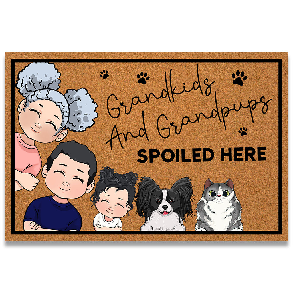 Hier werden Enkelkinder und ihre Hunde verwöhnt – personalisierte Fußmatte zum Muttertag für Oma