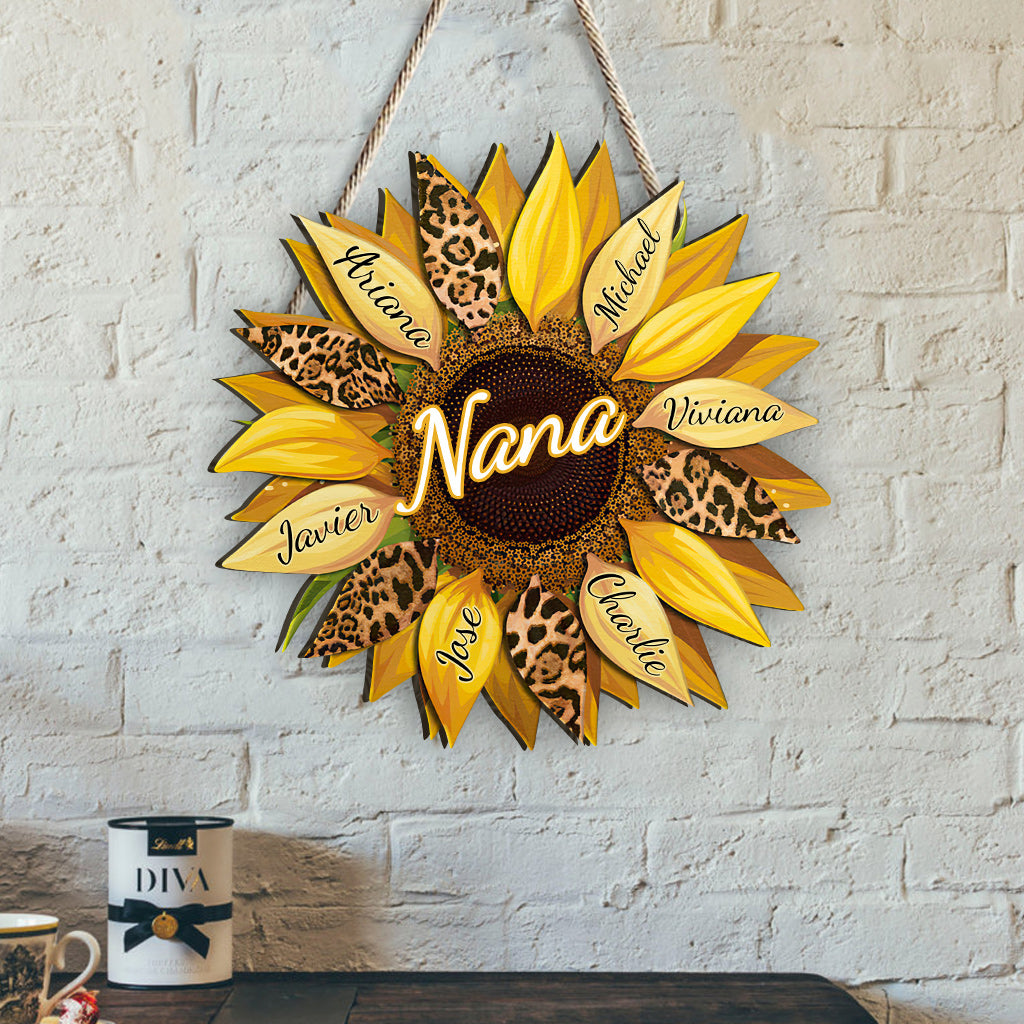 Sonnenblume – Personalisiertes Holzschild zum Muttertag für Oma