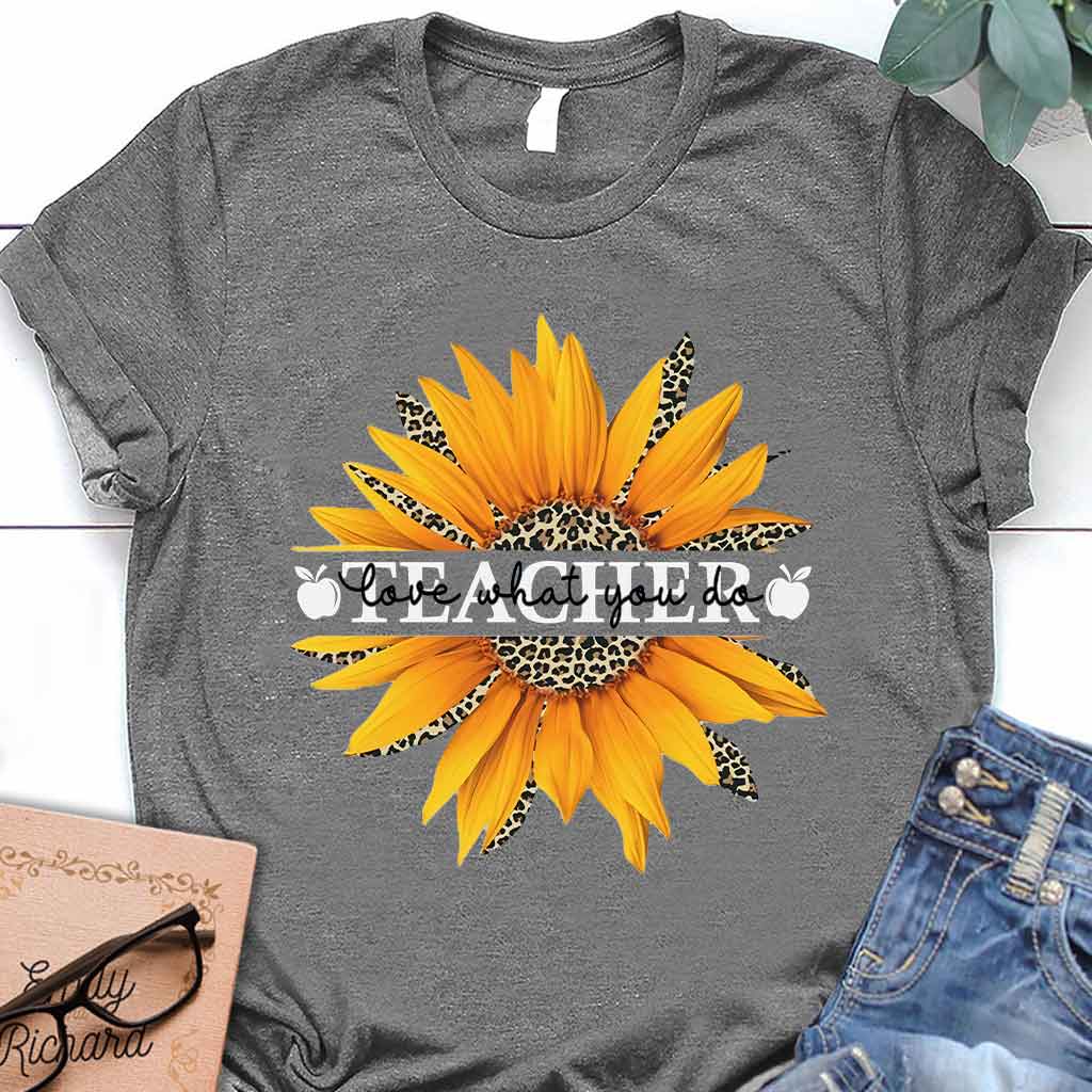 Lehrer lieben, was Sie tun – T-Shirt und Hoodie 1121