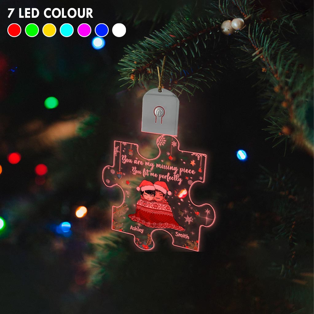 Du bist mein fehlendes Puzzleteil – Personalisierte LED-Weihnachtsbaumkugel in Form eines Paares aus Acryl