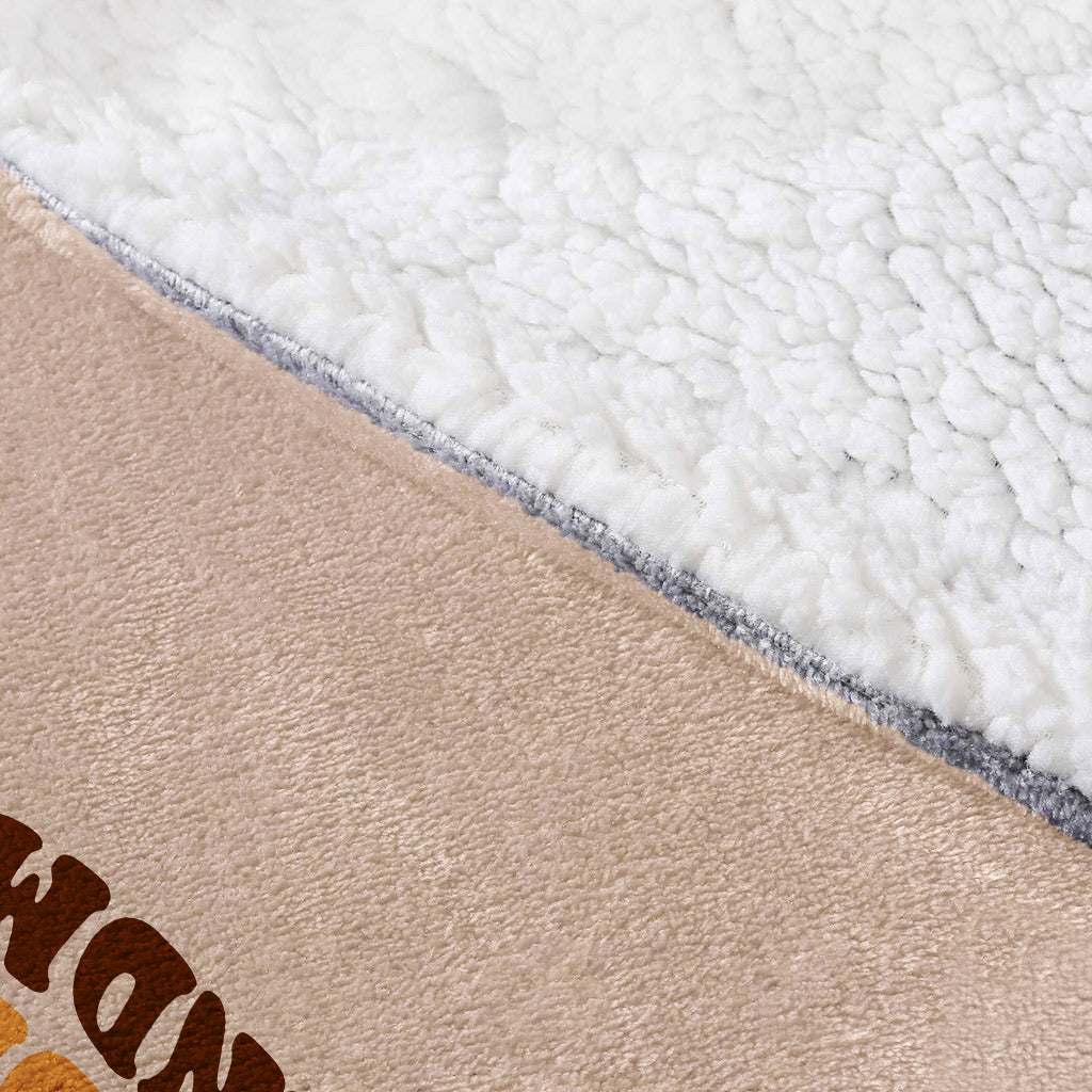 Oma, Oma, Oma – Personalisierte Oma-Decke mit Kapuze zum Muttertag