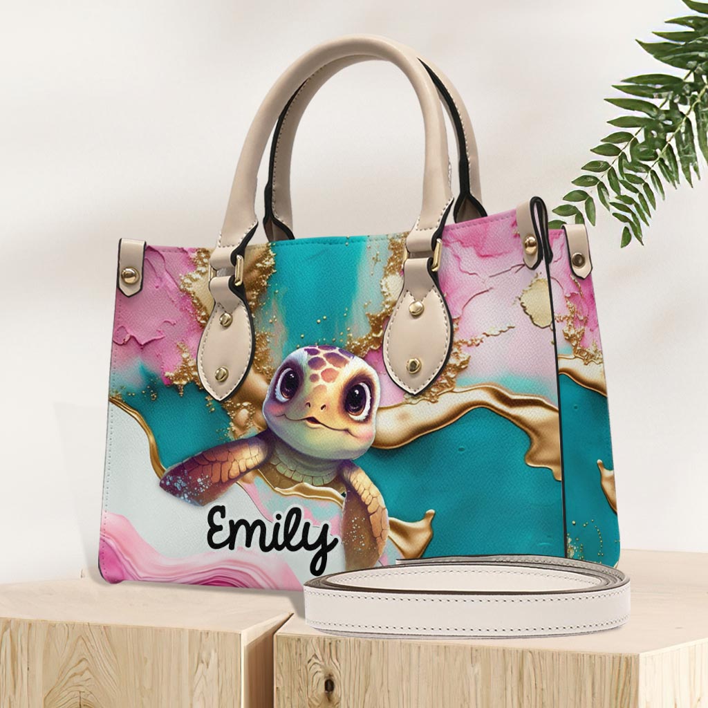 Salty Lil' Beach – Personalisierte Handtasche aus Schildkrötenleder