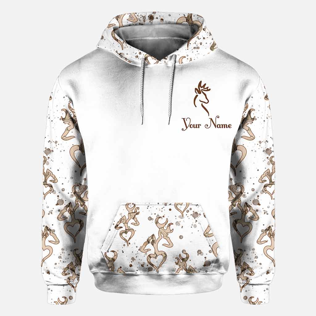 Seine Hirschkuh, ihr Hirsch – Personalisiertes T-Shirt und Hoodie für Paare auf der Jagd.