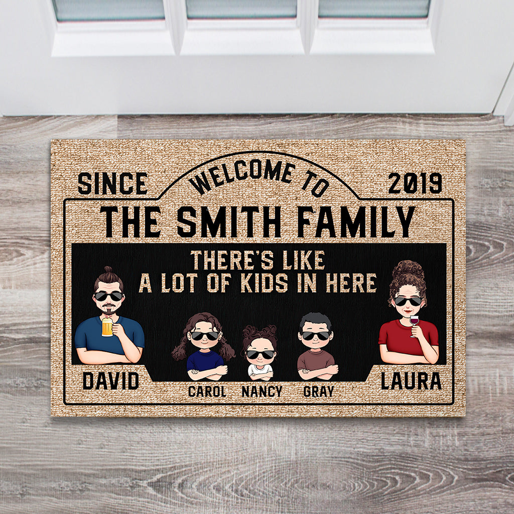 There's Like A Lot Of Kids In Here - Personalized Husband And Wife Doormat