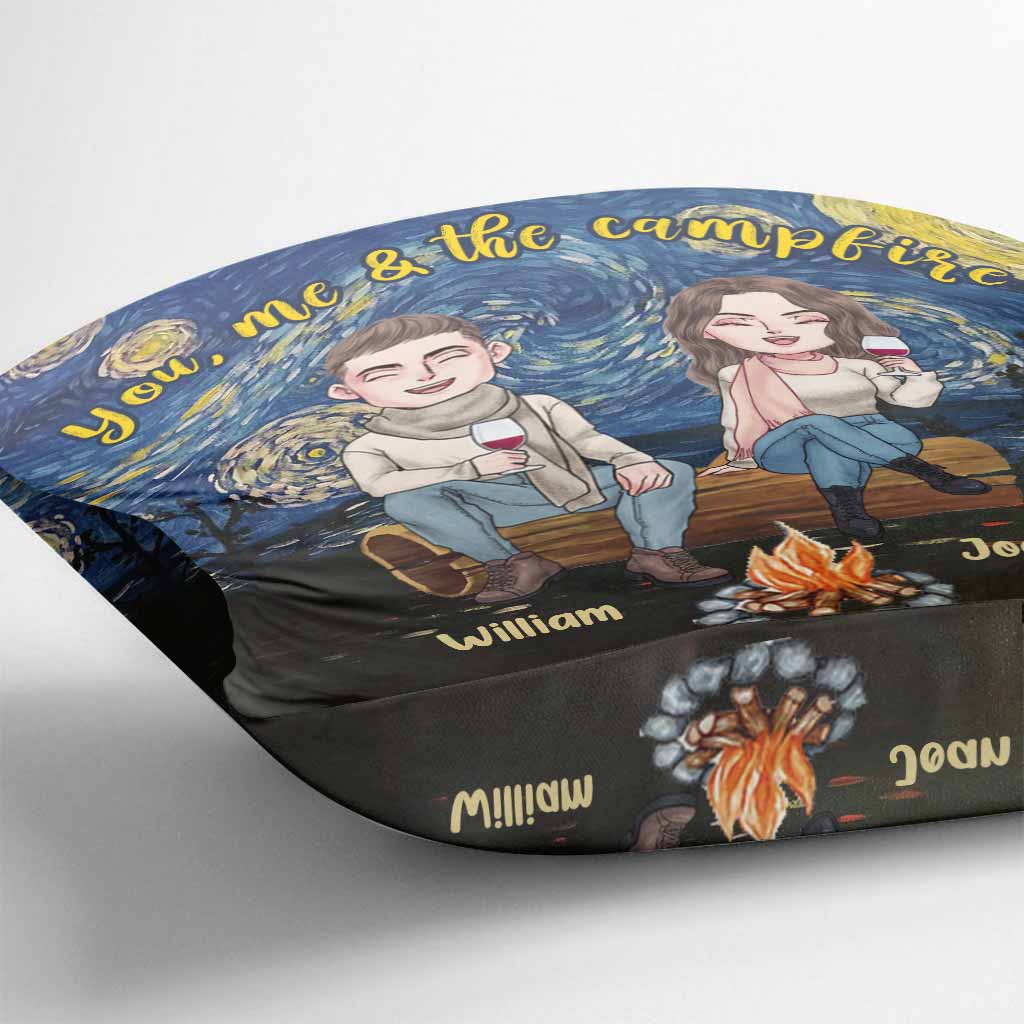 Du, ich und das Lagerfeuer – Personalisiertes Camping-Kissen für Paare