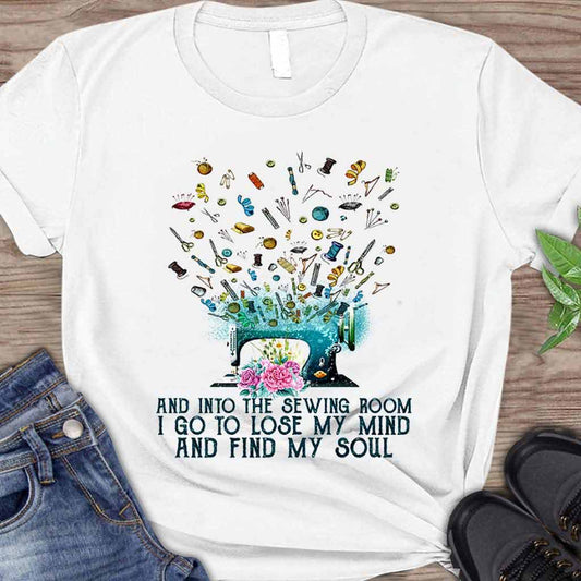 Nähzimmer T-Shirt und Hoodie 062021