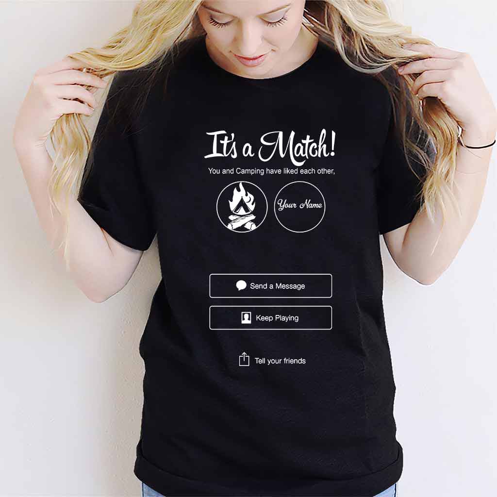 Es ist ein Match! Tinder – Personalisiertes Camping-T-Shirt und Hoodie