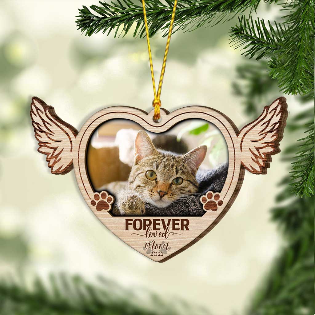 Für immer geliebt – Personalisierter Weihnachtsschmuck aus Holz in Katzenform