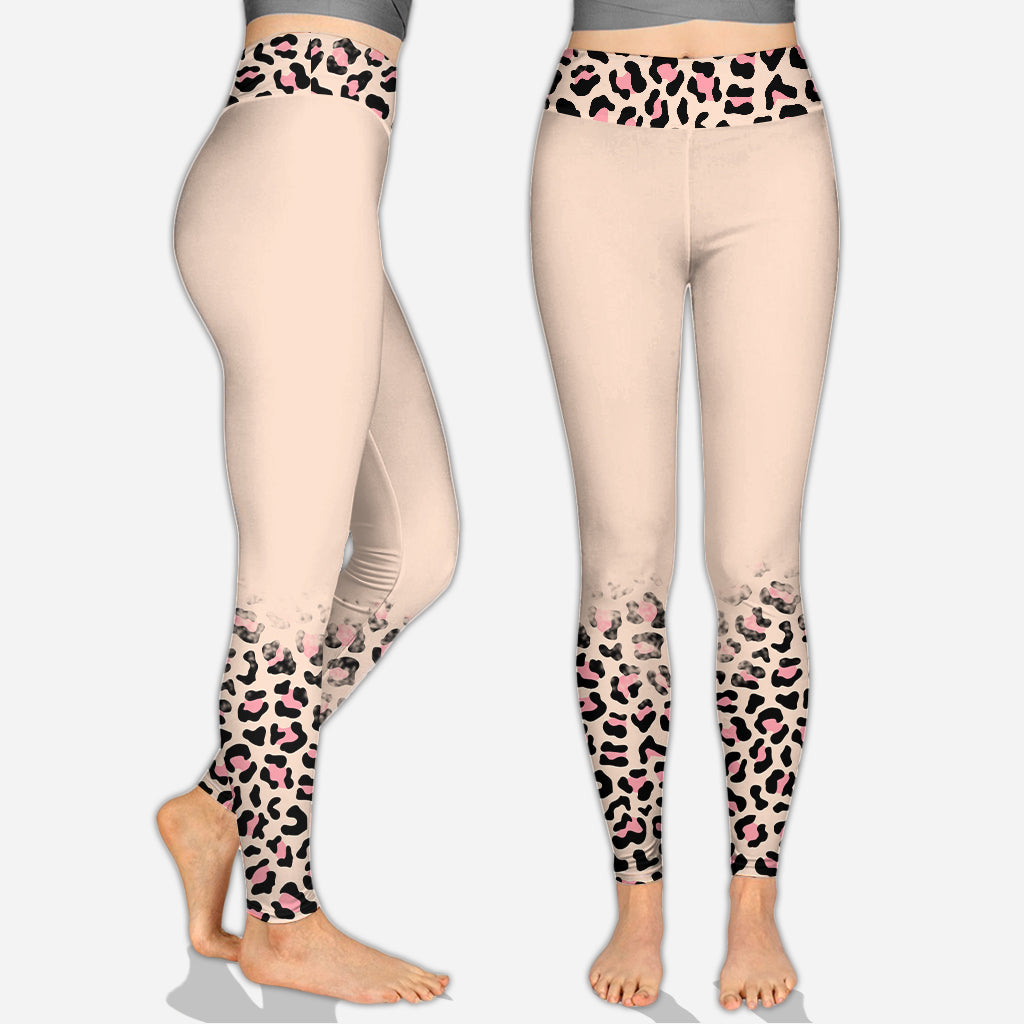 Ich bin keine gewöhnliche Mama – Personalisierter Muttertags-Hoodie und Leggings