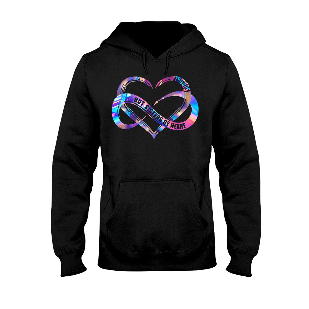 Nicht blutsverwandt, aber im Herzen Schwestern – Personalisiertes Bestie-T-Shirt und Hoodie