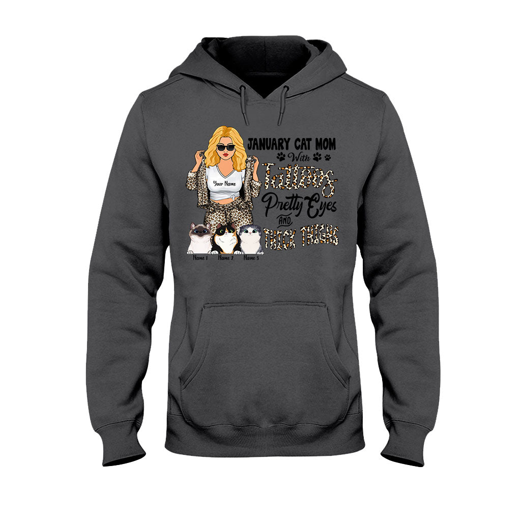 Katzenmama mit Tattoos, hübschen Augen und kräftigen Oberschenkeln – personalisiertes Muttertags-T-Shirt und Hoodie mit Katzenmotiv