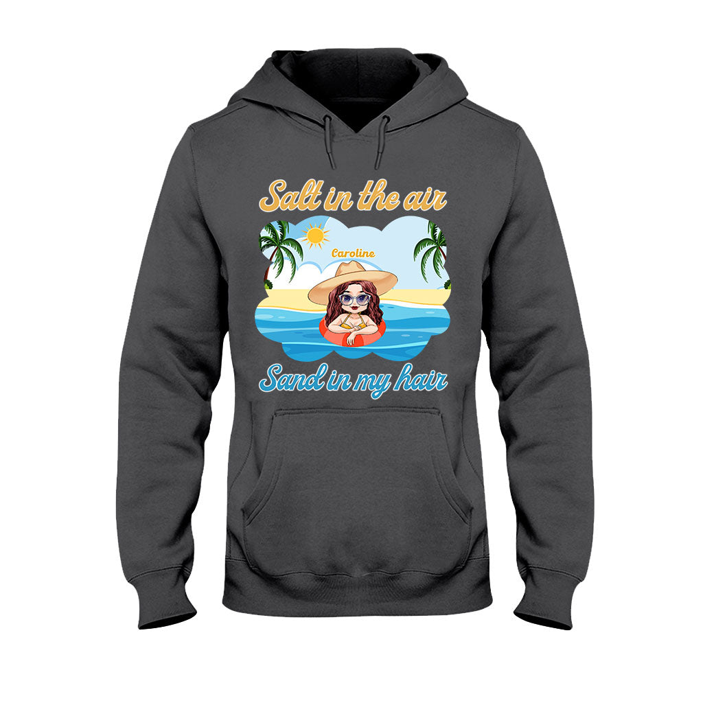 Salz in der Luft, Sand in meinen Haaren – Personalisiertes T-Shirt und Hoodie für Meeresliebhaber