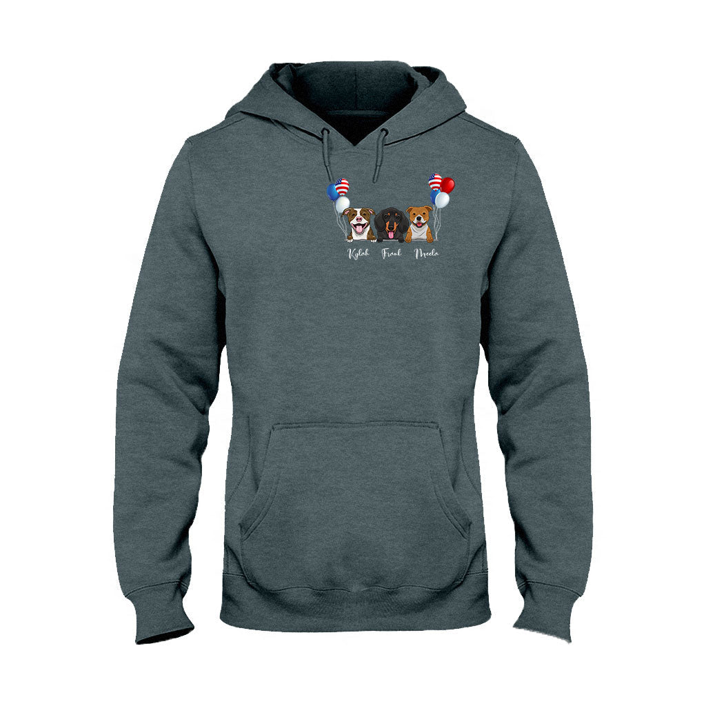 Das Leben ist schöner mit Hunden – Personalisiertes T-Shirt und Hoodie zum Unabhängigkeitstag