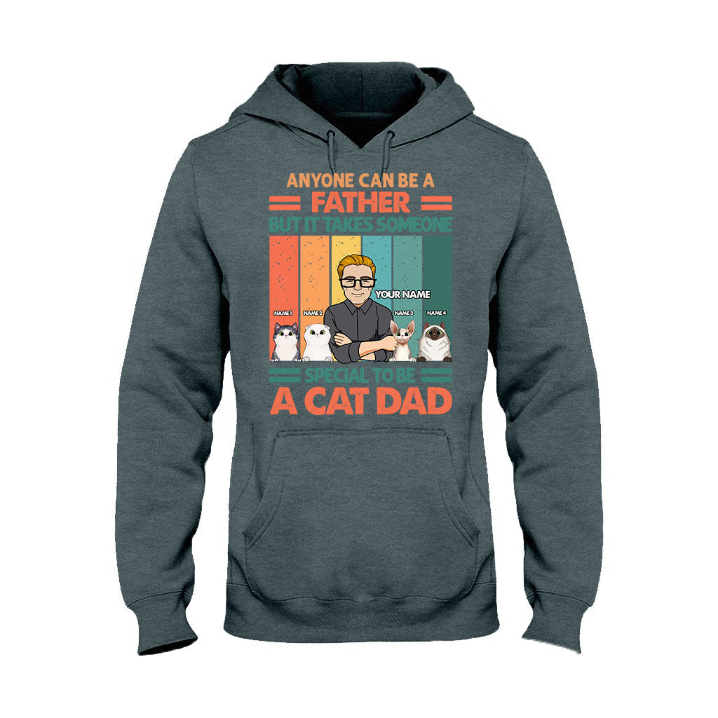 Jemand Besonderes, der Katzenpapa wird – personalisiertes Vatertags-T-Shirt und Hoodie
