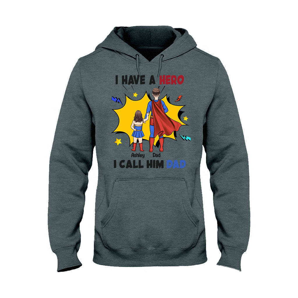 Ich habe einen Helden, ich nenne ihn Papa – personalisiertes Vater-T-Shirt und Hoodie
