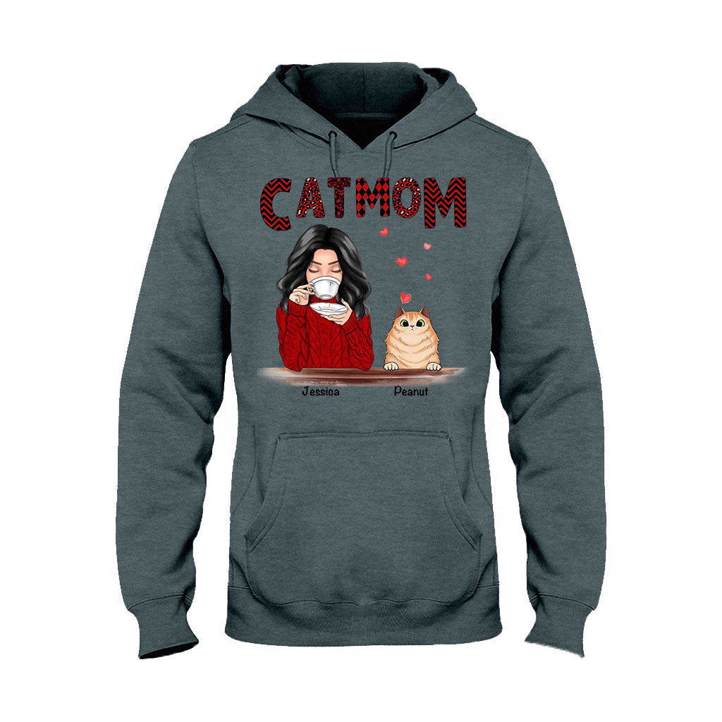 Katzenmama – Personalisiertes Weihnachts-T-Shirt und Hoodie mit Katzenmotiv