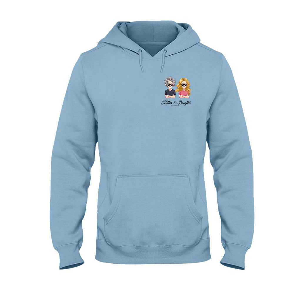 Wie die Mutter, so die Tochter – Personalisiertes Mutter-T-Shirt und Hoodie