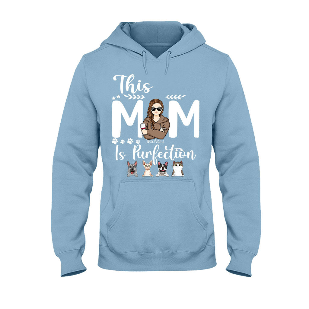 Diese Mama ist die Perfektion – personalisiertes Muttertags-T-Shirt und Hoodie mit Hundemotiv