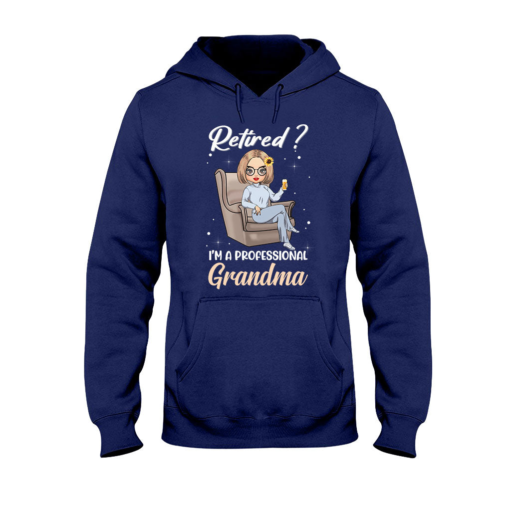 Ich bin eine professionelle Oma – personalisiertes T-Shirt und Hoodie