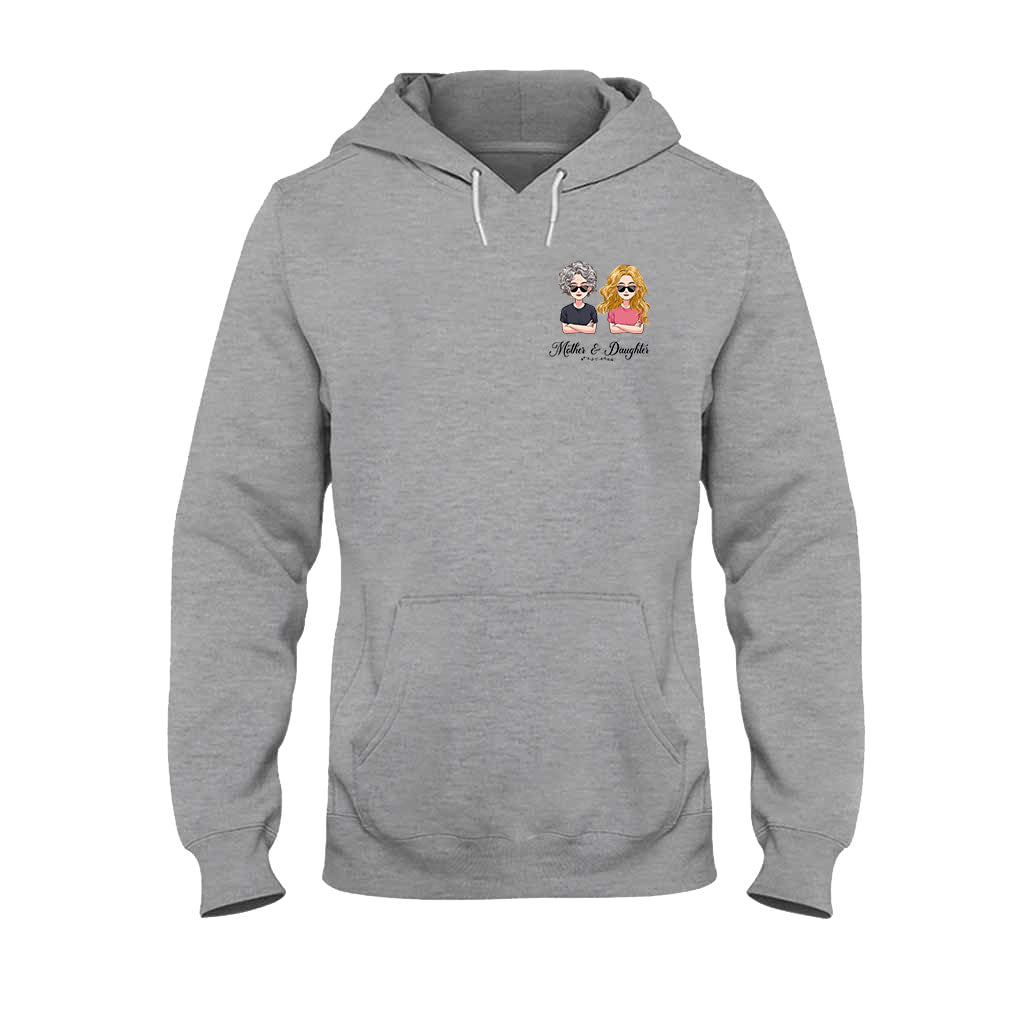 Wie die Mutter, so die Tochter – Personalisiertes Mutter-T-Shirt und Hoodie