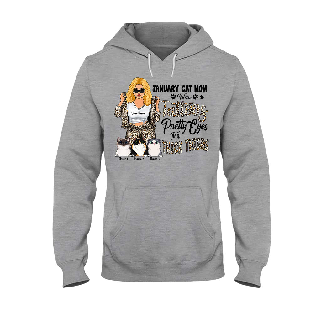 Katzenmama mit Tattoos, hübschen Augen und kräftigen Oberschenkeln – personalisiertes Muttertags-T-Shirt und Hoodie mit Katzenmotiv
