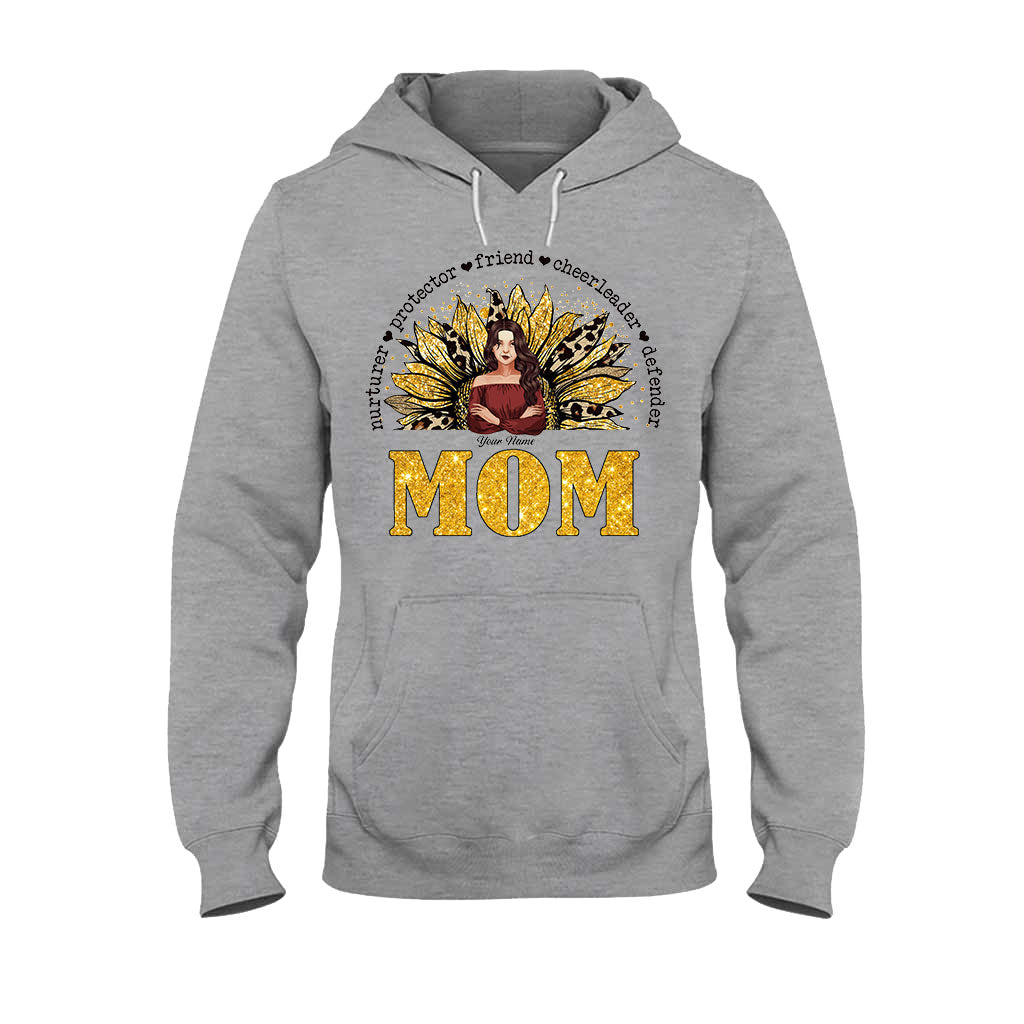 Beschützerin und fürsorgliche Mutter – Personalisiertes Muttertags-T-Shirt und Hoodie