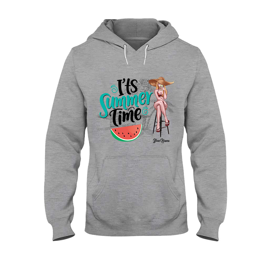 Es ist Sommerzeit – personalisiertes T-Shirt und Hoodie für Meeresliebhaber