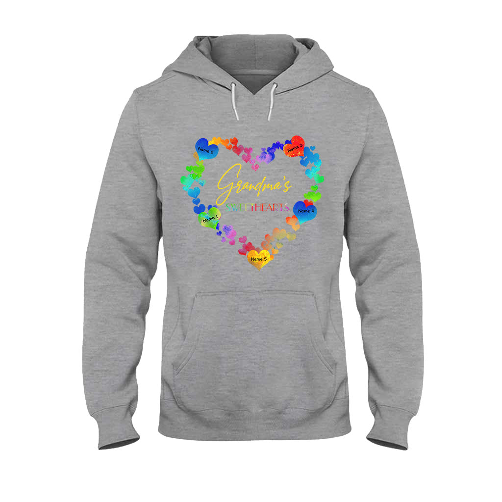 Omas Lieblinge – Personalisiertes Valentinstags-T-Shirt und Hoodie für Oma