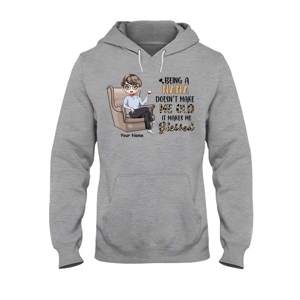 Oma sein macht mich nicht alt – Personalisiertes Muttertags-T-Shirt und Hoodie