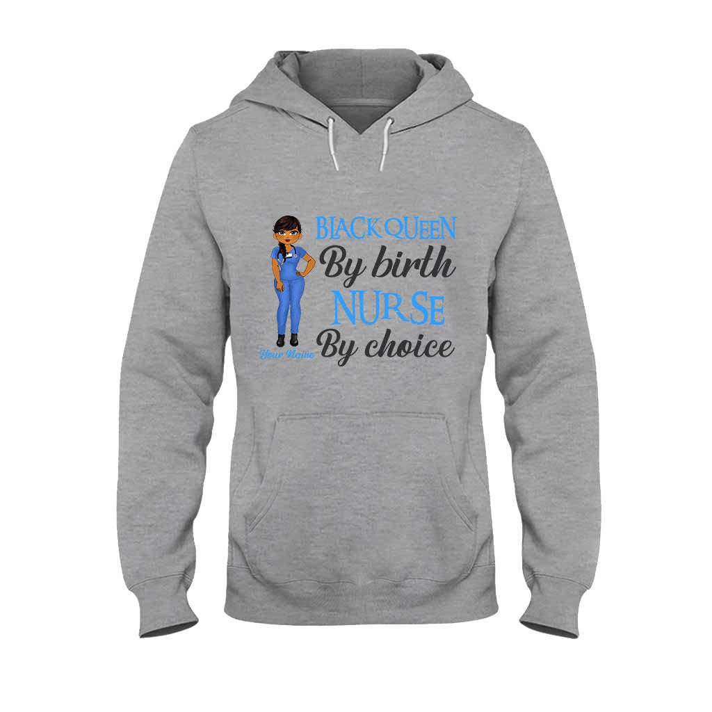 Schwarze Krankenschwester – Personalisiertes T-Shirt und Hoodie