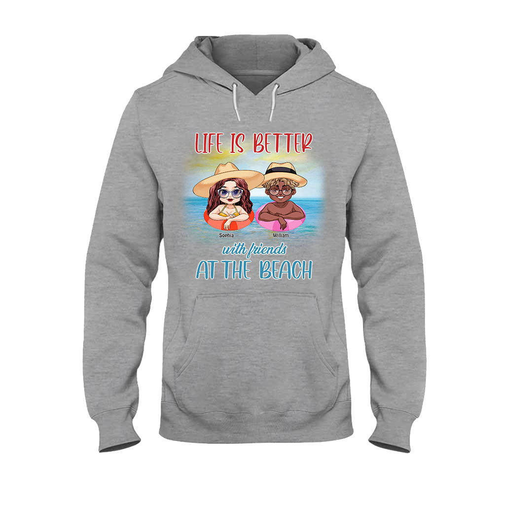 „Boozing With My Beaches“ – personalisiertes T-Shirt und Hoodie für Meeresliebhaber