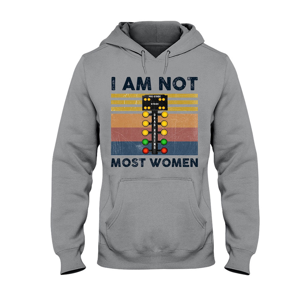 Ich bin nicht wie die meisten Frauen – Renn-T-Shirt und Hoodie 062021