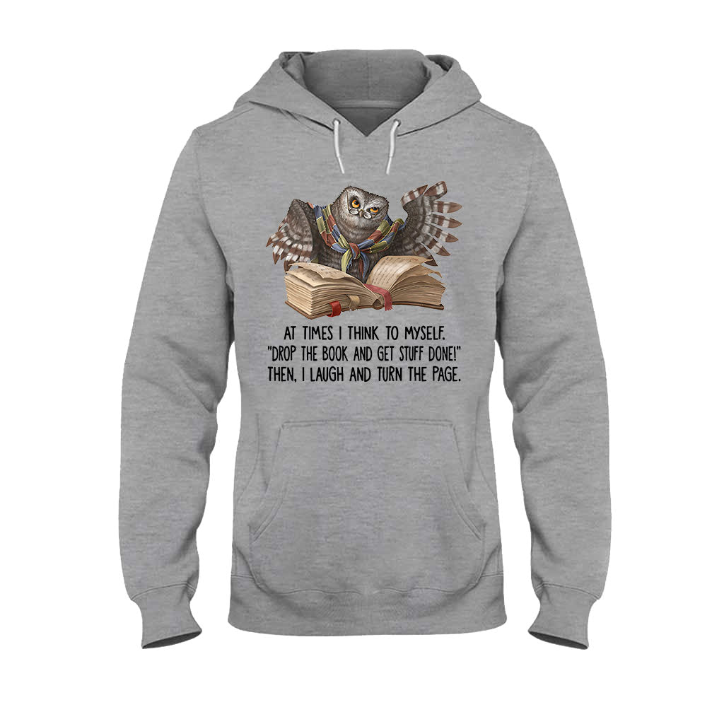 Turn The Page – Buch-T-Shirt und Hoodie 062021