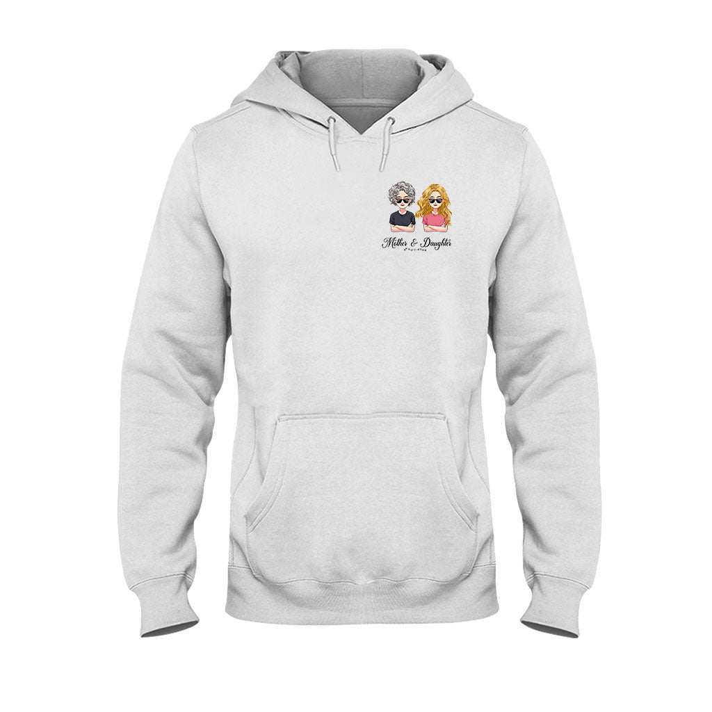 Wie die Mutter, so die Tochter – Personalisiertes Mutter-T-Shirt und Hoodie