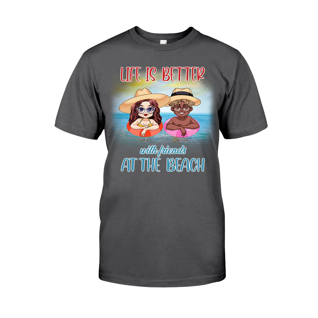 „Boozing With My Beaches“ – personalisiertes T-Shirt und Hoodie für Meeresliebhaber