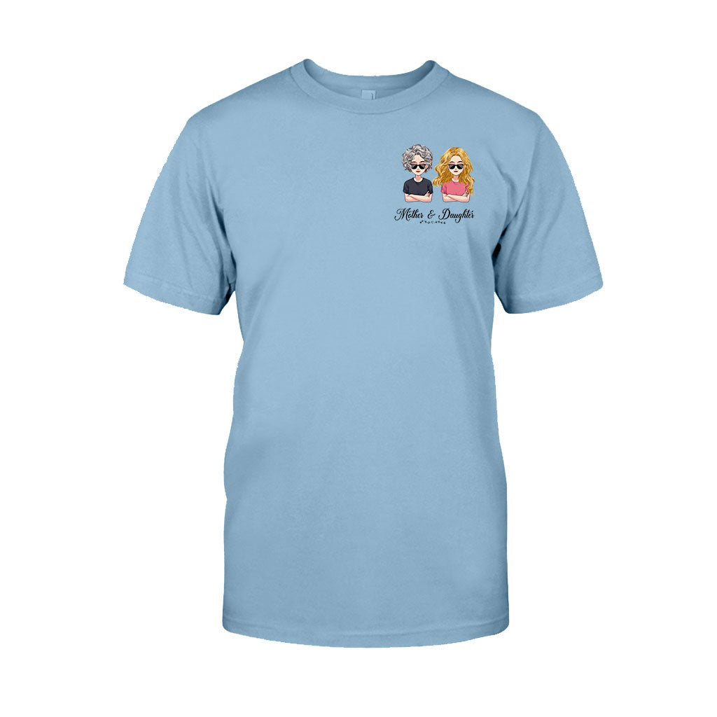Wie die Mutter, so die Tochter – Personalisiertes Mutter-T-Shirt und Hoodie