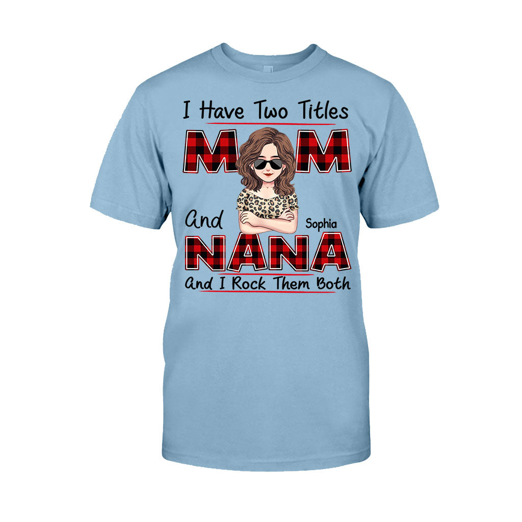 Ich habe zwei Titel – Personalisiertes Muttertags-T-Shirt und Hoodie für Omas