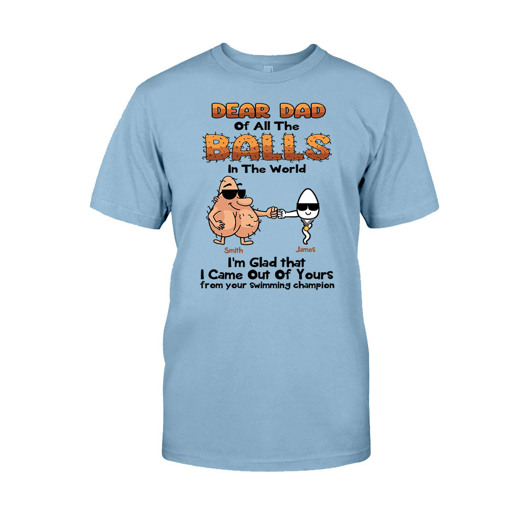 Lieber Papa, ich bin so froh, dass ich aus deinem Bauch gekommen bin! – Personalisiertes Vater-T-Shirt und Hoodie