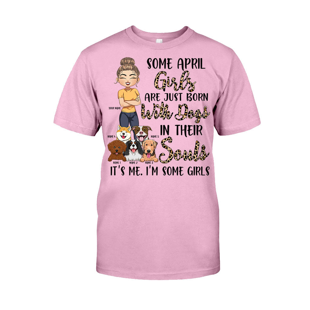 Mit Hunden im Herzen geboren – personalisiertes Hunde-T-Shirt und Hoodie