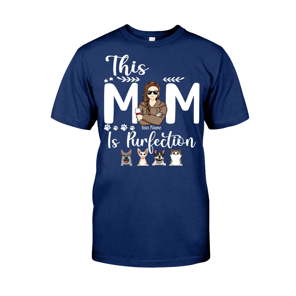 Diese Mama ist die Perfektion – personalisiertes Muttertags-T-Shirt und Hoodie mit Hundemotiv