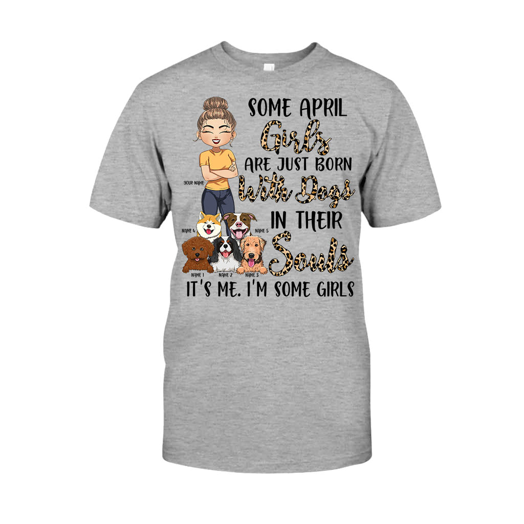 Mit Hunden im Herzen geboren – personalisiertes Hunde-T-Shirt und Hoodie