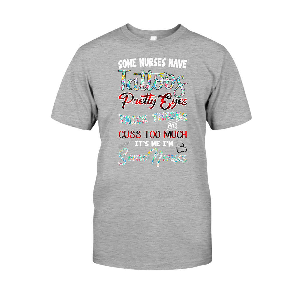 Manche Krankenschwestern haben tätowierte, hübsche Augen – T-Shirt und Hoodie 112021