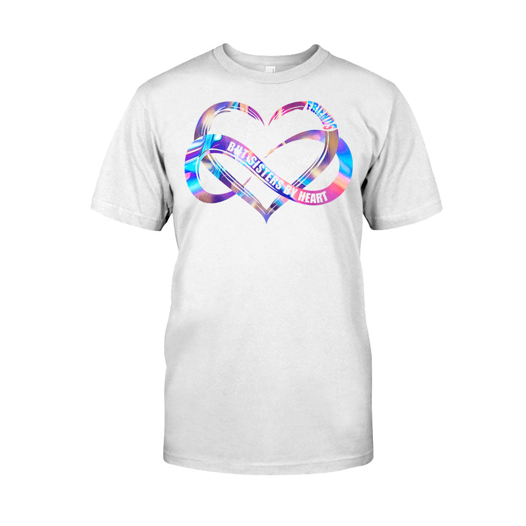 Nicht blutsverwandt, aber im Herzen Schwestern – Personalisiertes Bestie-T-Shirt und Hoodie