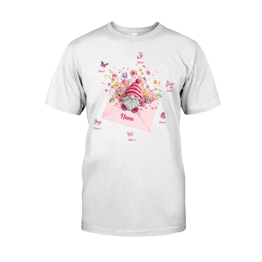 Ich liebe es, Oma zu sein – Personalisiertes Oma-T-Shirt und Hoodie