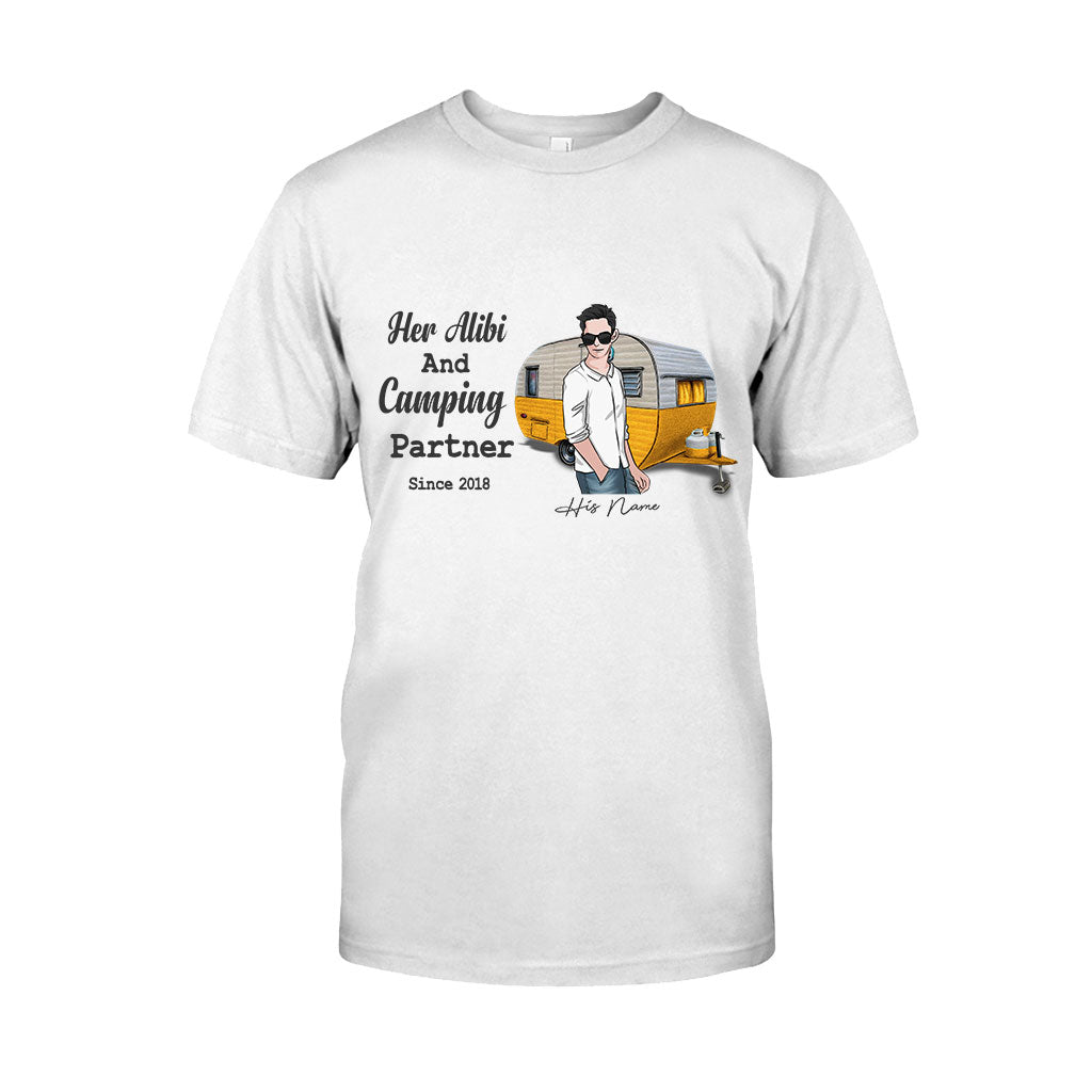 Ihr Alibi und Campingpartner – personalisiertes Partner-T-Shirt und Hoodie