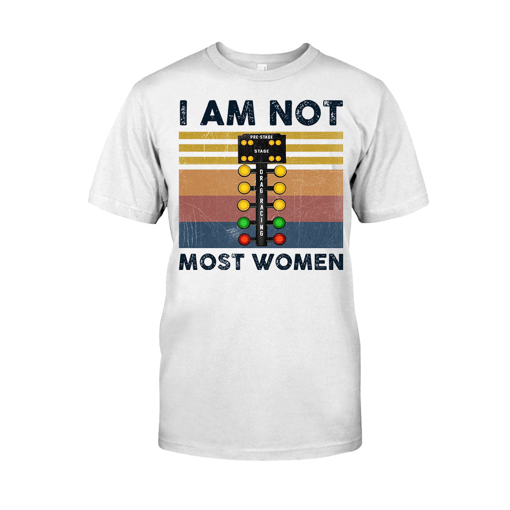 Ich bin nicht wie die meisten Frauen – Renn-T-Shirt und Hoodie 062021