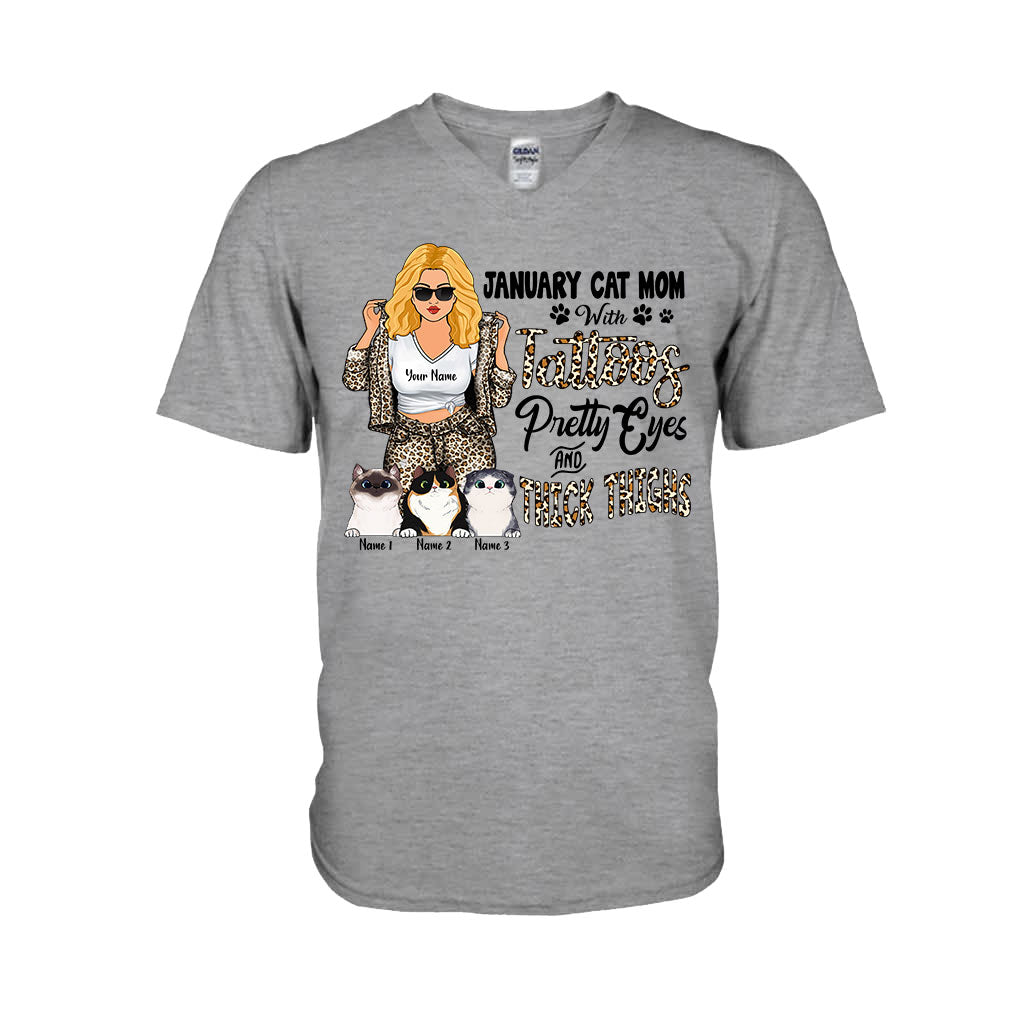 Katzenmama mit Tattoos, hübschen Augen und kräftigen Oberschenkeln – personalisiertes Muttertags-T-Shirt und Hoodie mit Katzenmotiv