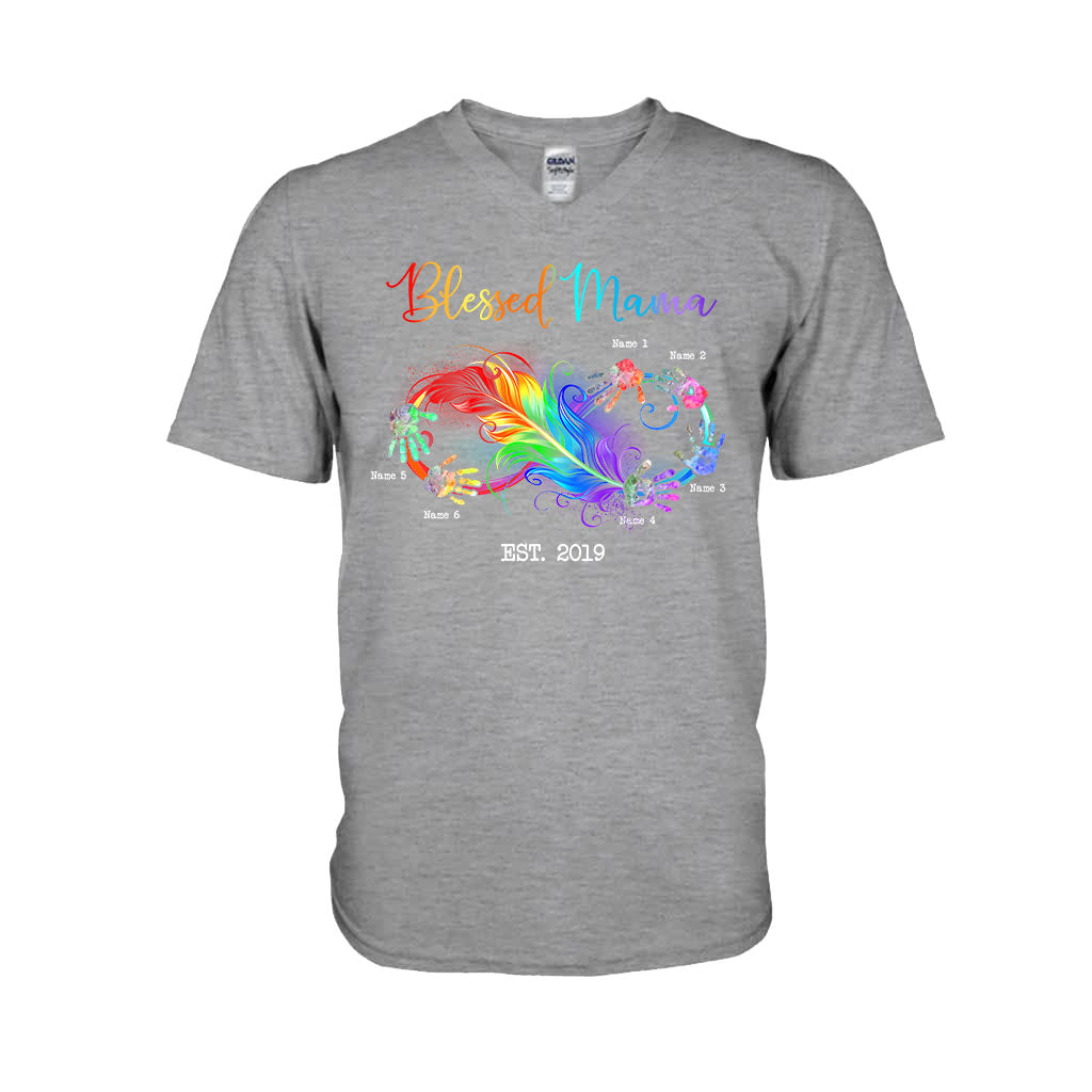 Gesegnete Mama – Geschenk für Mama und Oma – Personalisiertes T-Shirt und Hoodie